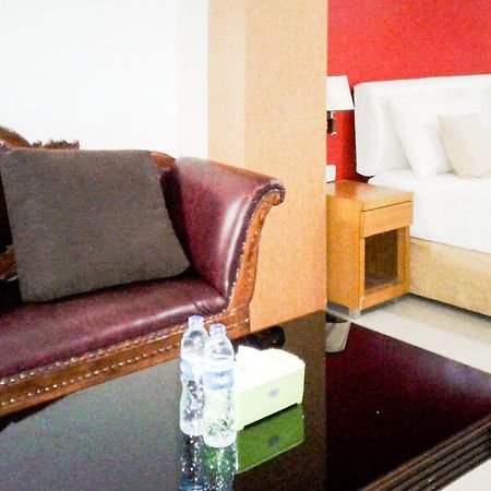 Kyo Serviced Apartment Jakarta Cilandak  Eksteriør bilde