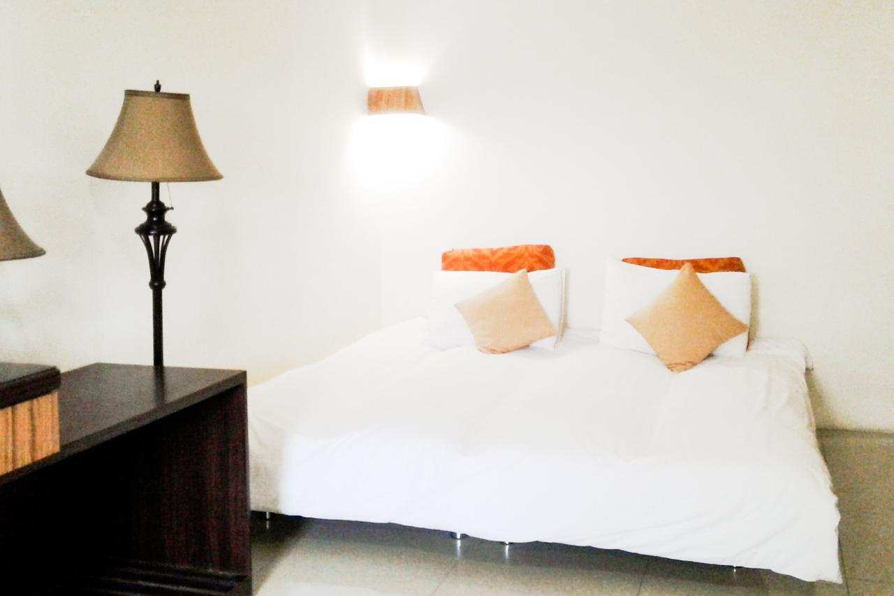 Kyo Serviced Apartment Jakarta Cilandak  Eksteriør bilde